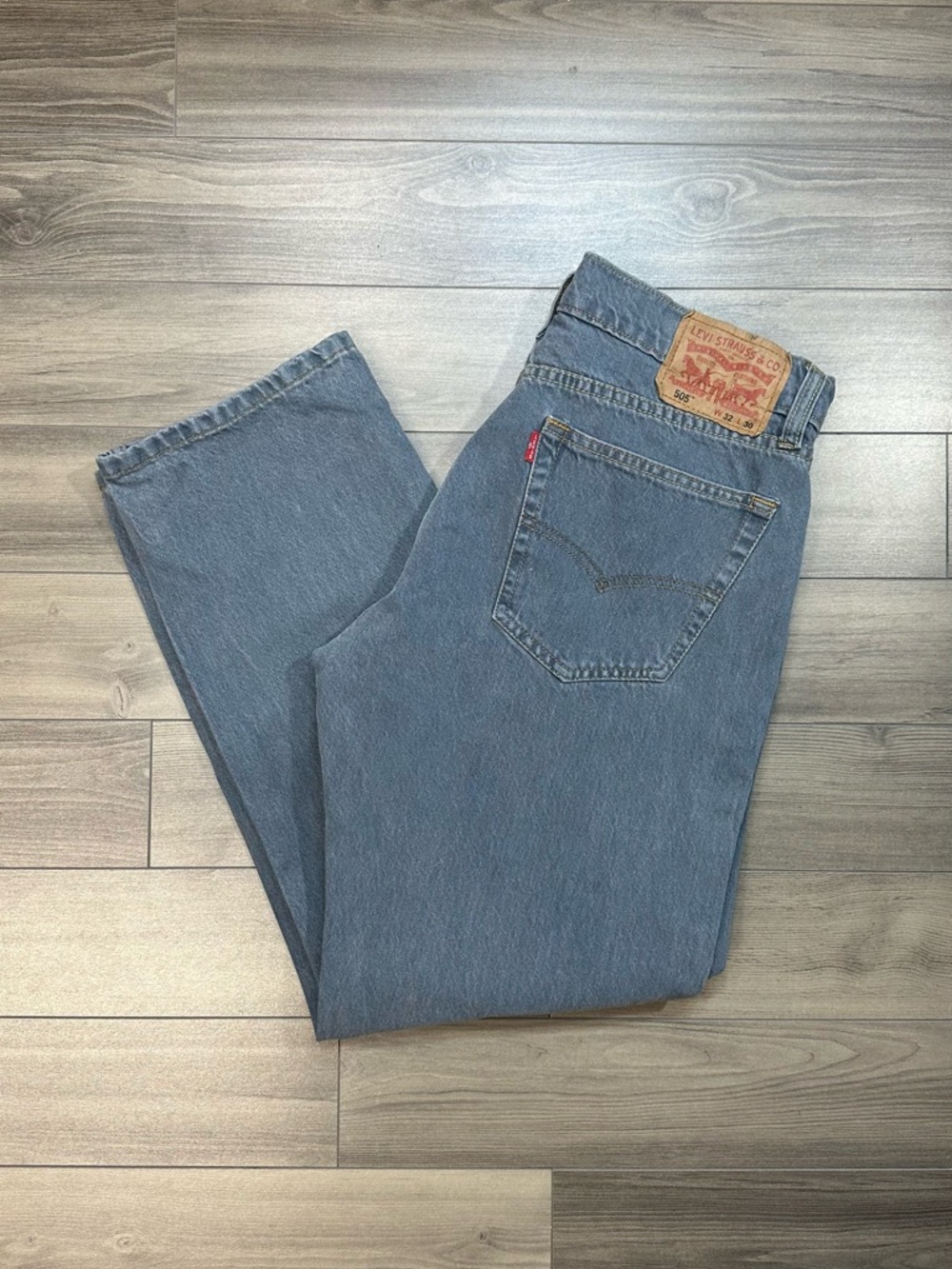 Levi's 505 Men's Regular Fit Denim Jeans